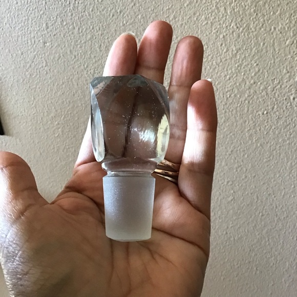 FINAL SALE Vintage Glass Clear and Purple Decanter - Picture 5 of 5